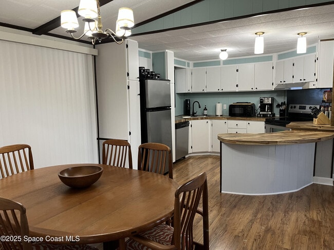Photo - 1216 Gardenia Dr