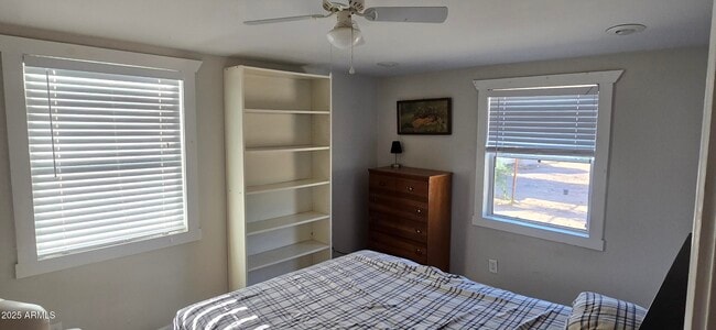 Photo - 1122 E Fillmore St