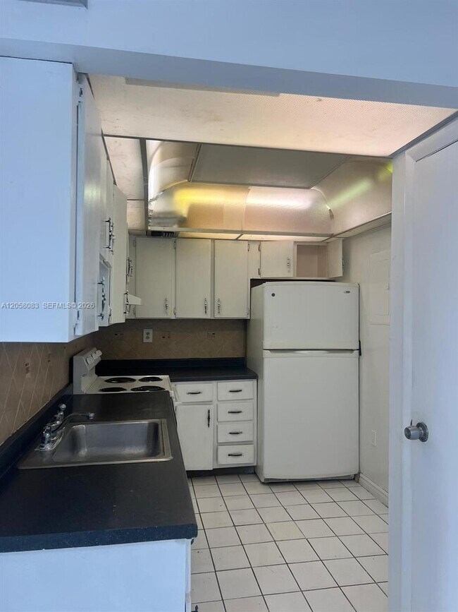 Photo - 16465 NE 22nd Ave Unit 419