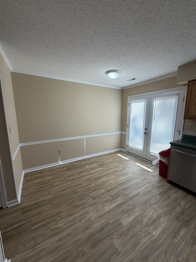 Photo - 2903 Cedar Creek Rd