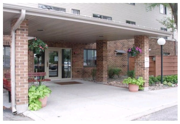 Photo - Winnebago County Housing