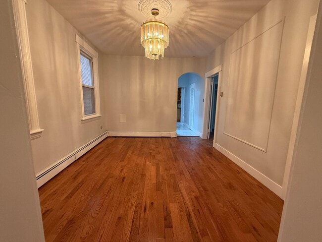 Photo - 321 Avenue C