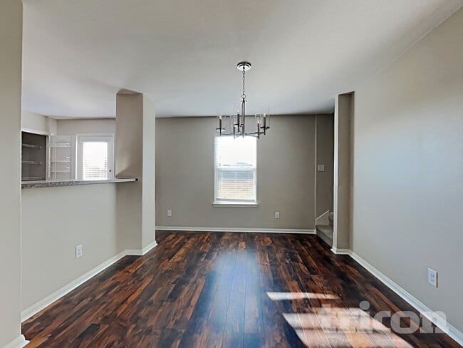 Photo - 5718 Treasure Cove Rd