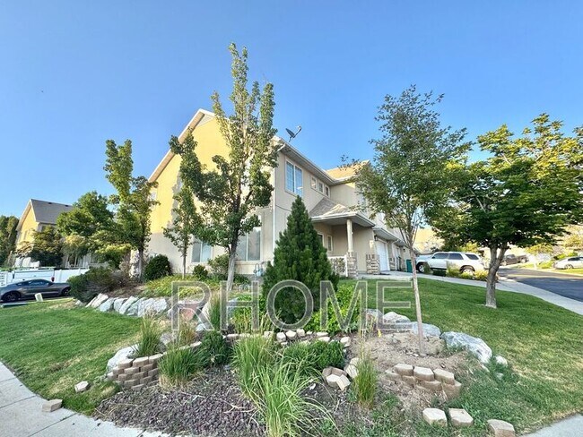723 Sandy Point Dr