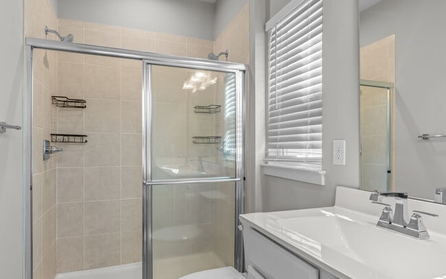 Photo - 436 Westport St