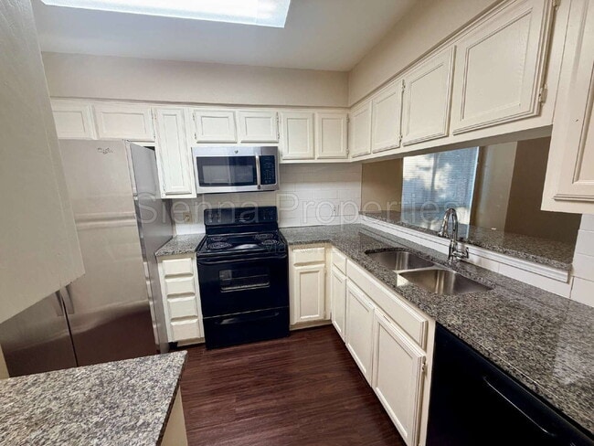 3801 Menchaca Rd Unit 14