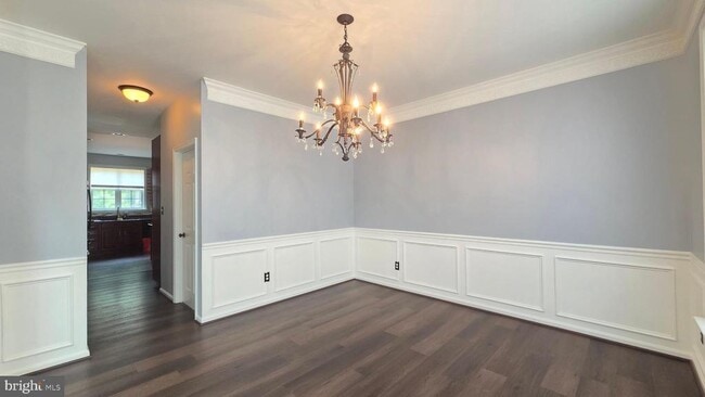 Photo - 7659 Shuttington Dr