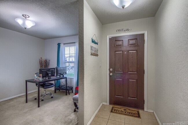 Photo - 10126 Round Rdg