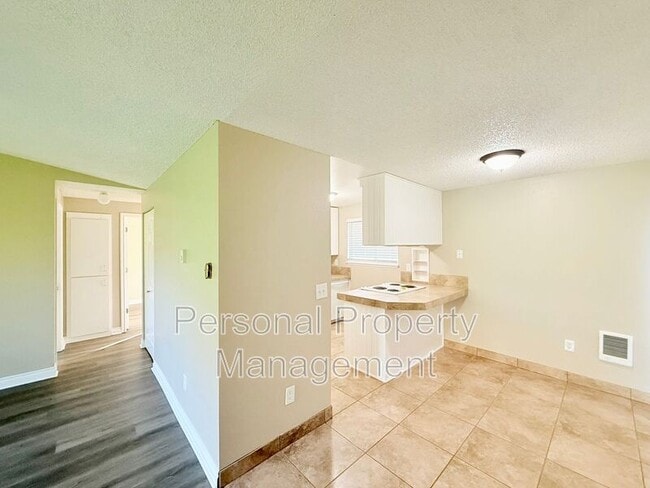 Photo - 906 Z St
