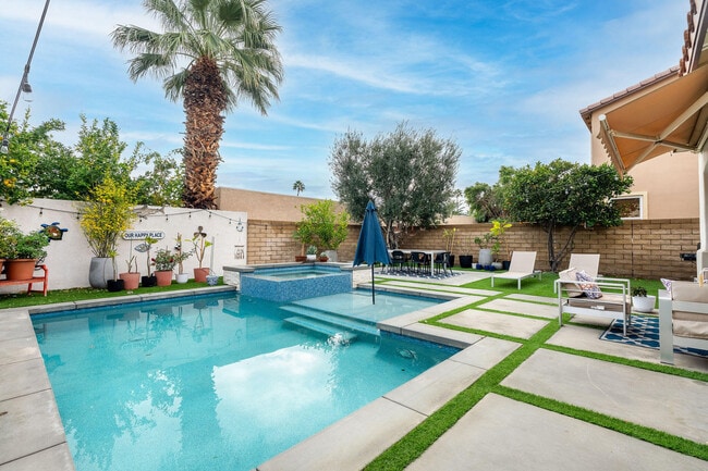 Photo - 282 Paseo Vista Cir