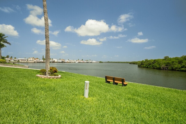 Photo - 294 Nettles Blvd Unidad SI ID1537512P