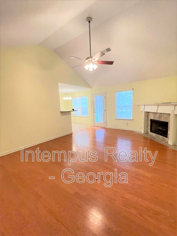 Photo - 4054 Waters End Ln