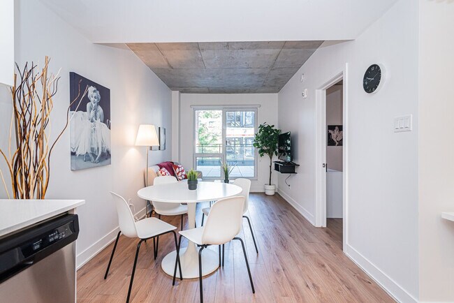 Photo - 540 Boul. de Maisonneuve E Unit ID1263261P