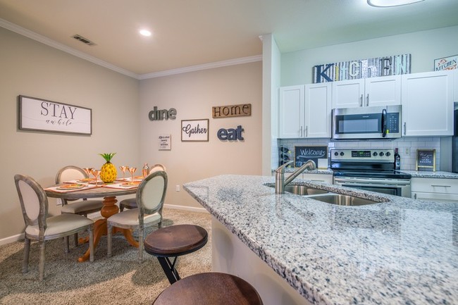 Building Photo - Parkside at South Tryon Rental