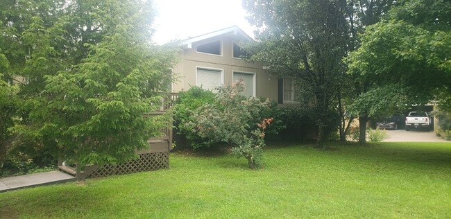 Building Photo - 3336 Cowan Mill Ct