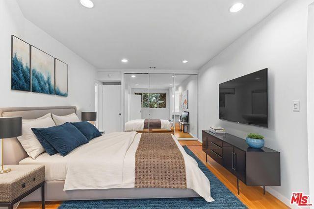 Photo - 2148 Veteran Ave