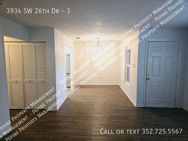 Photo - 3934 SW 26th Dr