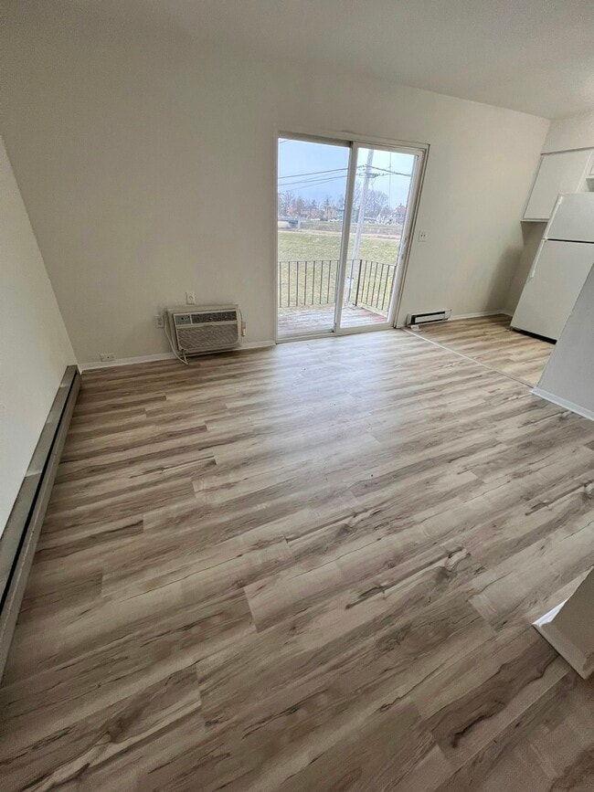 23 S River St Unit 5