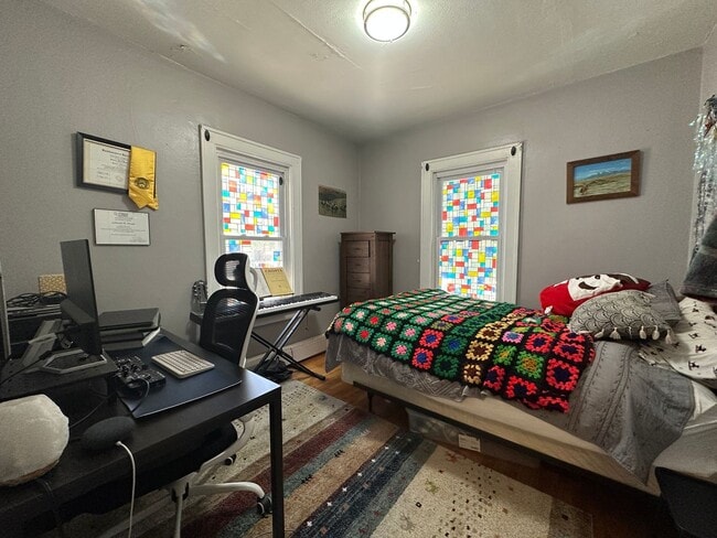 Photo - 205-207 S Henry St Unit D