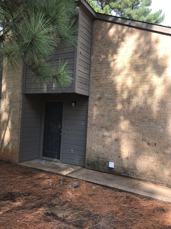 2/1.5 PTISD Fenced yard - 2/1.5 PTISD Fenced yard House
