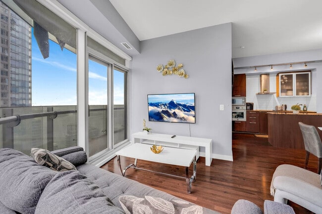 Building Photo - 807 York St Unit SI ID1519904P