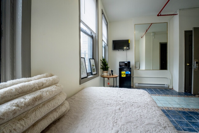 Photo - Harlem Place 1