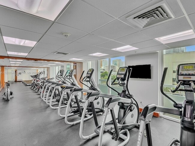 Photo - 31 SE 5th St Unit 2911