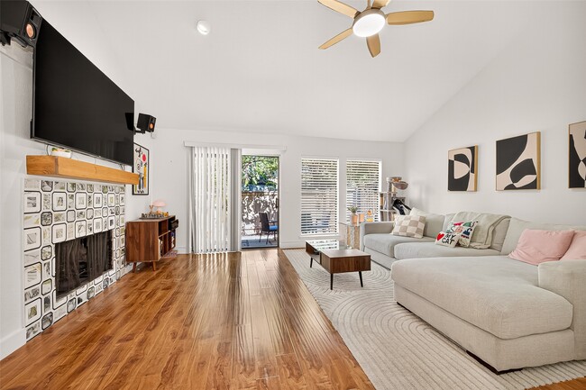 Photo - 1422 Chardonnay Dr