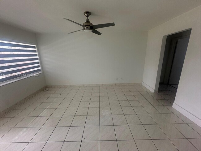 Photo - 1150 Atlantic Shores Blvd Unit 513