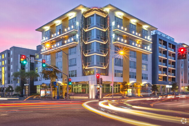 Building Photo - The Dylan Rental