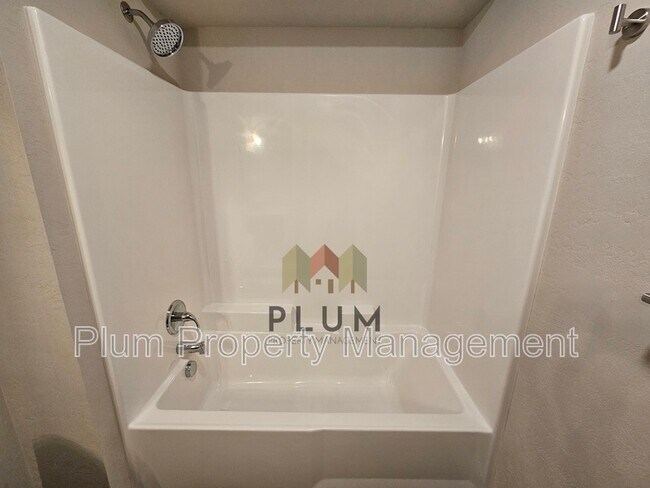 Photo - 420 Minnesota Ave Unit #103-#105