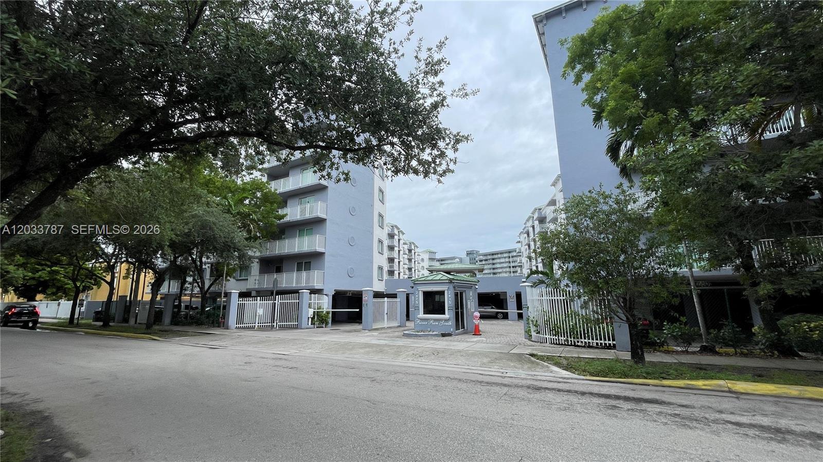 Photo - 2475 NW 16th St Rd Unidad 309