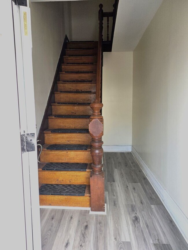 261 Division St Unit Second Floor