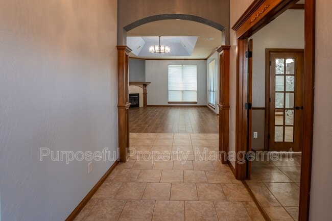 Photo - 8833 NW 114th Cir
