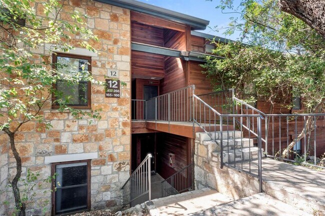 Building Photo - 4711 Spicewood Springs Rd Unit 166