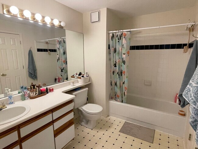 Photo - 33 S Boulder Cir Unidad 307