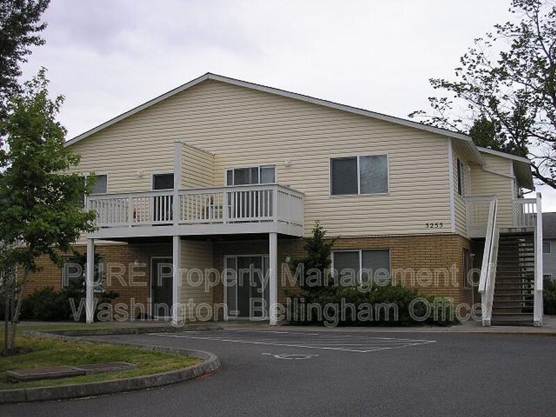 Photo - 3269 Racine St Unidad #202 Rental