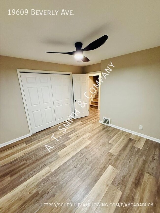 Photo - 19609 Beverly Ave