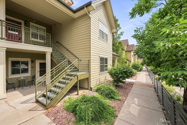 Building Photo - 5460 Allison St Unit 202