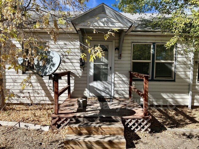 Photo - 140 1/2 West Court Street