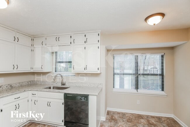 Photo - 209 Kelly Ct