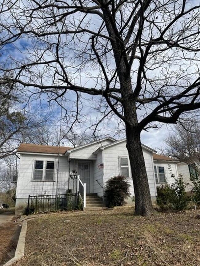 Building Photo - 1633 N 18th St