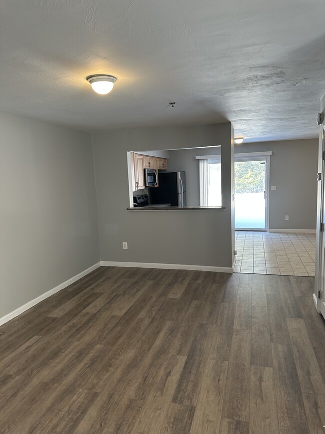 Photo - 31 Riviera Rd