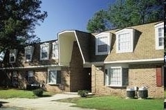 Brittany Place Townhomes - Brittany Place Townhomes