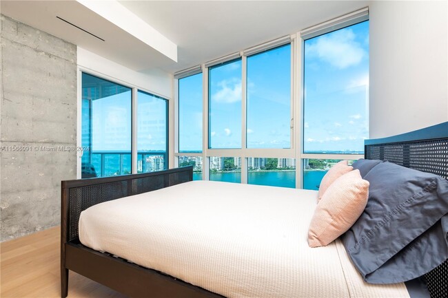 Photo - 100 S Pointe Dr Unit 1802