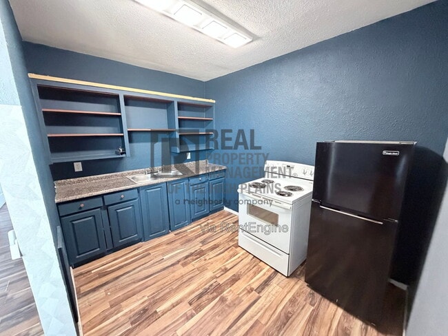Photo - 707 N Mirror St Unit C