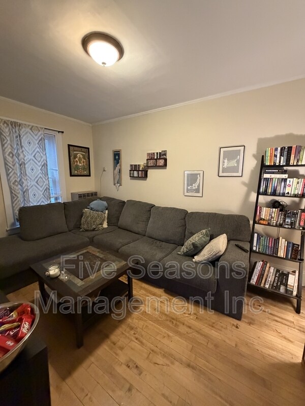 Photo - 24-26-26 Conger Ave