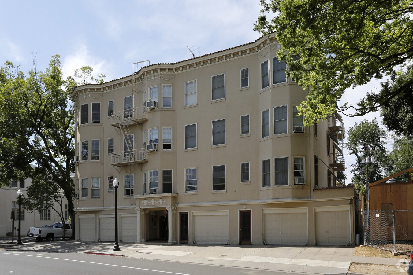 Photo - Fortview Apartments