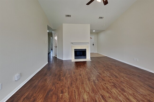 Photo - 2631 Sherwood Hollow Ln