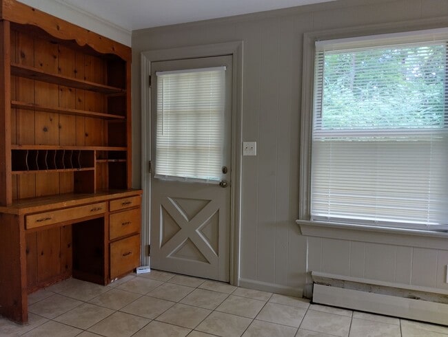 Photo - 1 bedroom 1 bath available in the City of ...